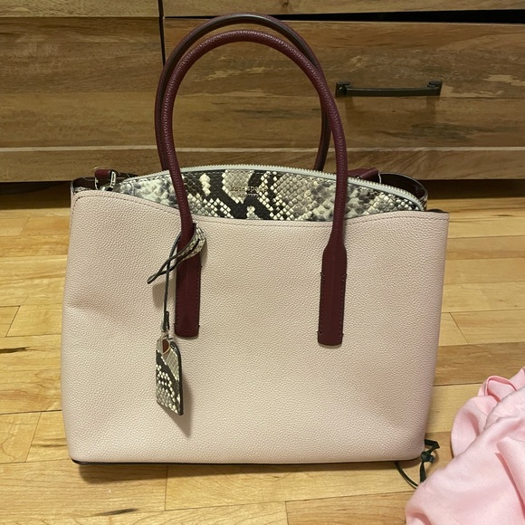 NWT: Kate Spade Leather Purse